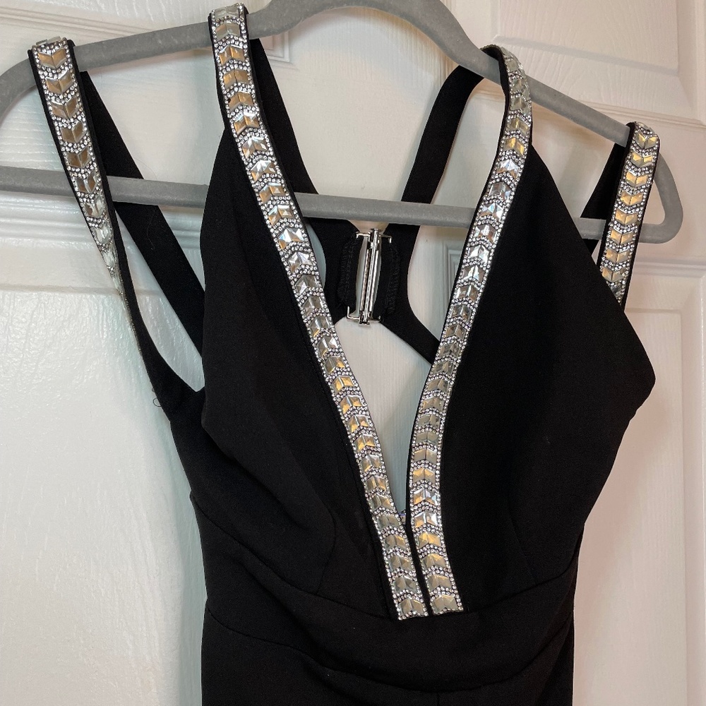 Women’s Fashion Nova  Black Jumpsuit- Great Condition! 16" bust 33 inseam